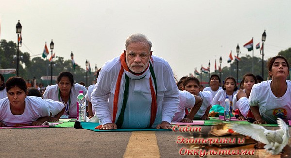 Как Индия превращает йогу в инструмент международного влияния - «Эзотерика»