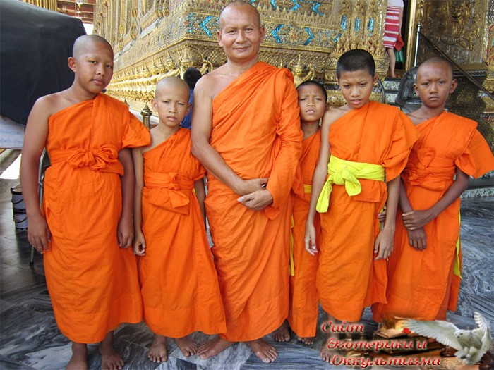 Одежда буддийских монахов - «Эзотерика»