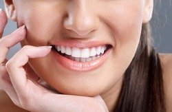 Зубы будут лечить разрядами электрического тока