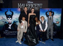 Джоли бросит Голливуд ради детей