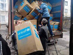 ЮНИСЕФ доставило первую партию лекарств для Донбасса