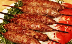 Люля-кебаб — легендарное блюдо азербайджанской кухни