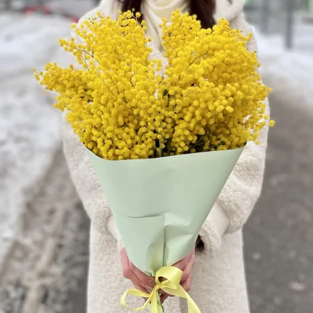 Флористы назвали главные правила выбора букета для мамы на 8 марта